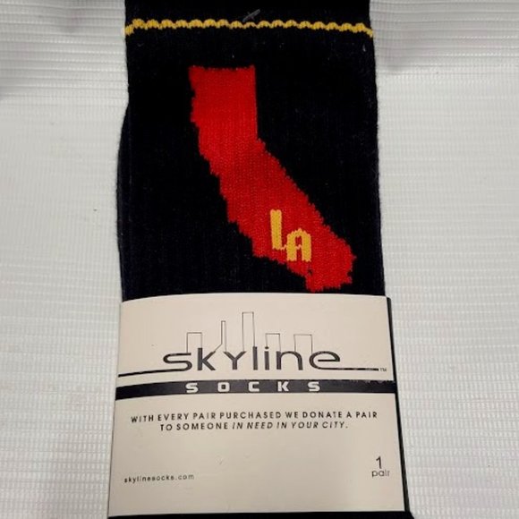Skyline Socks Los Angeles Black and Red with California and LA on socks NEW - Picture 1 of 3